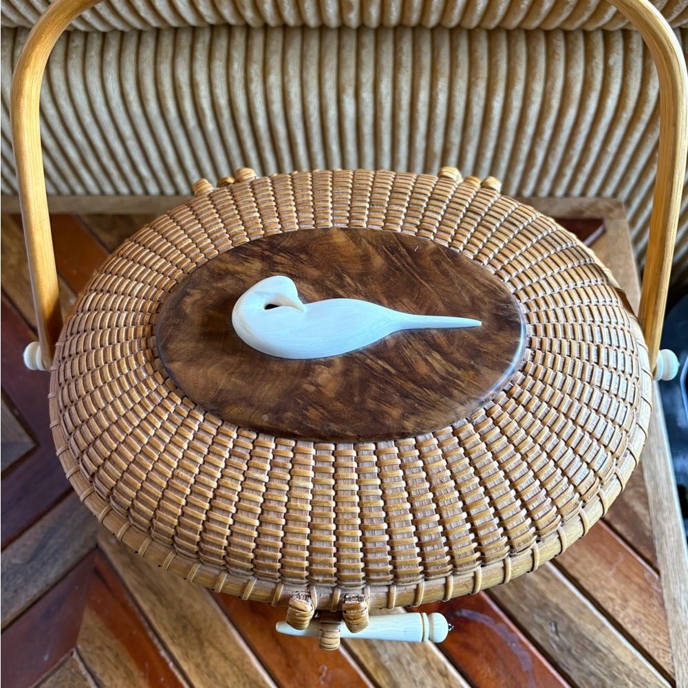Nantucket Basket Handmade by Martin Brown
